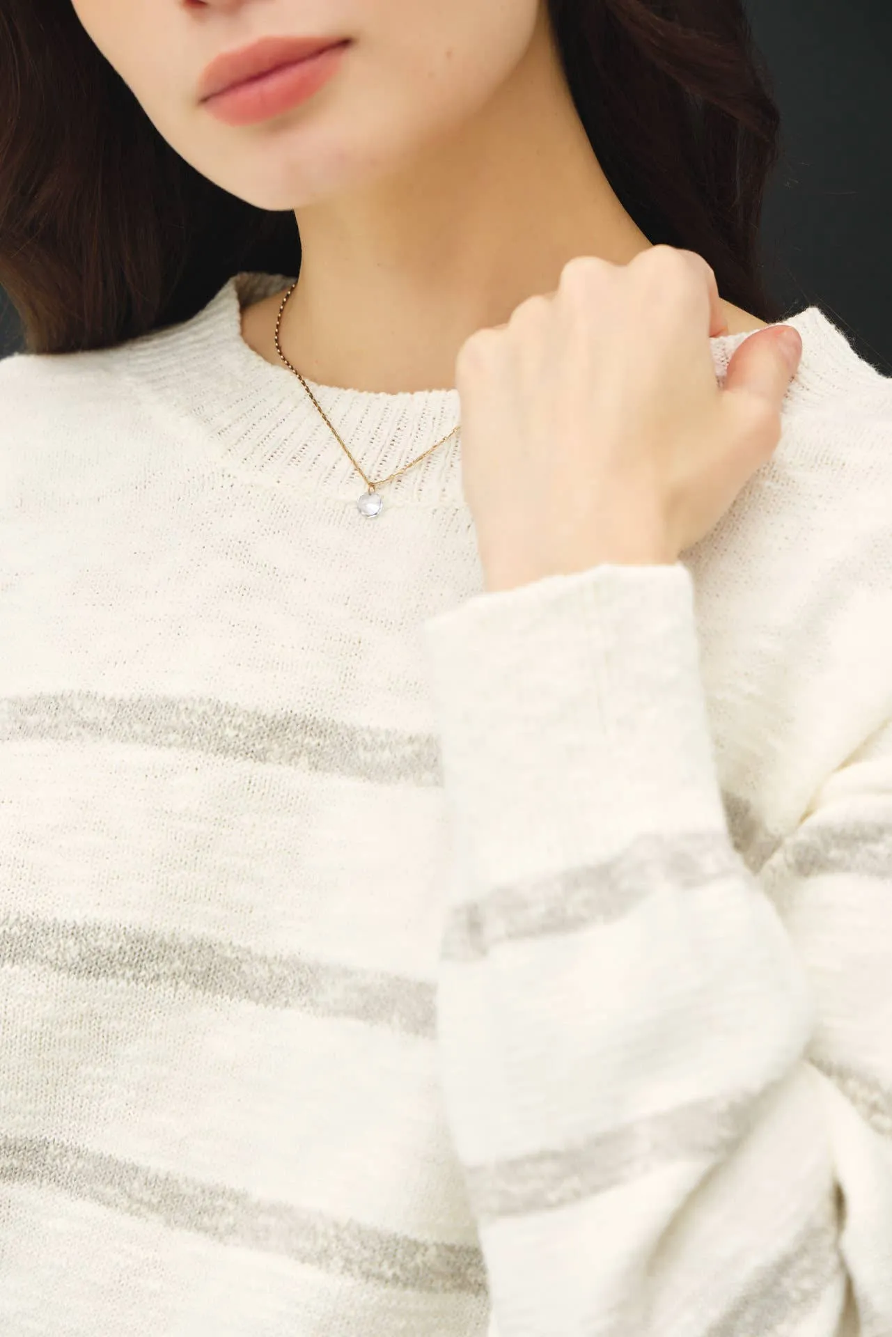 HEATHER STRIPED LONG SLEEVE SWEATER