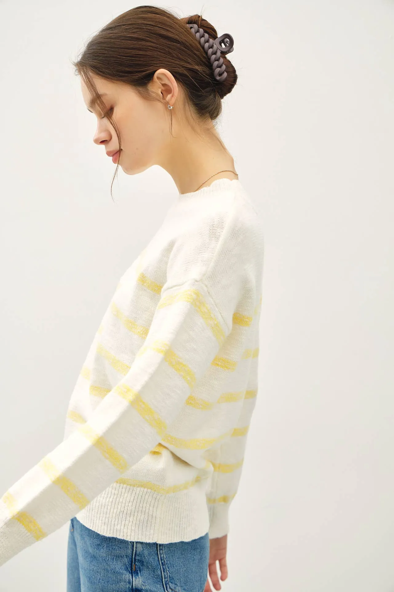 HEATHER STRIPED LONG SLEEVE SWEATER