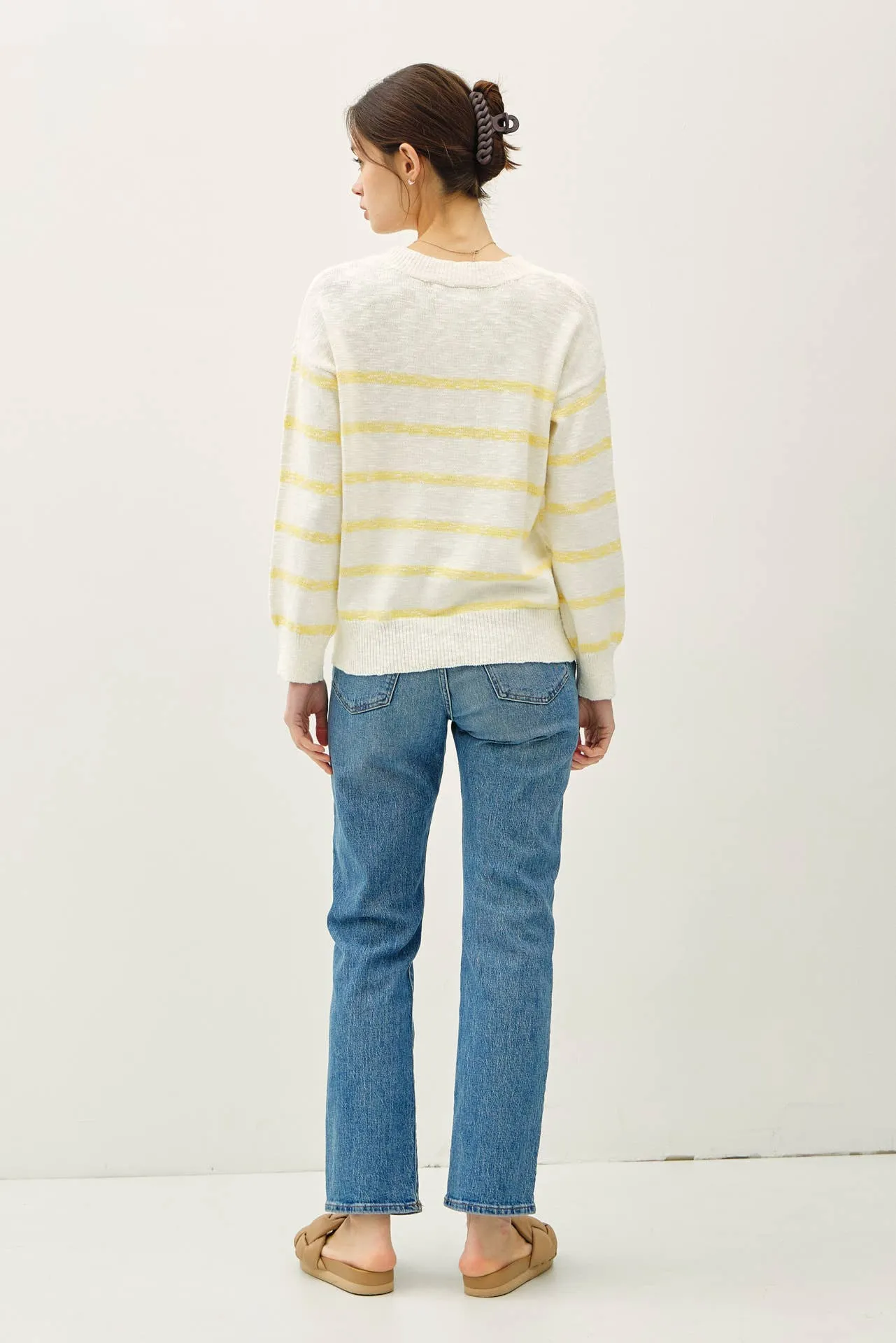 HEATHER STRIPED LONG SLEEVE SWEATER