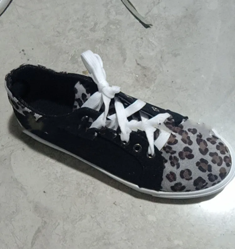Lace Up Leopard Canvas Shoes
